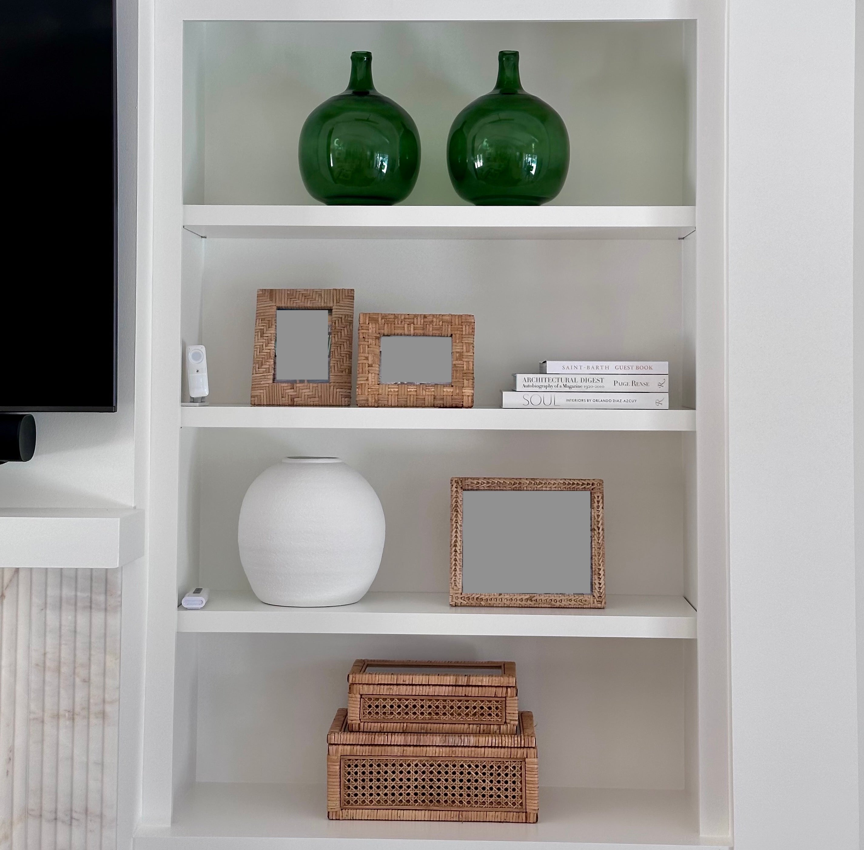 Decorative Accessories