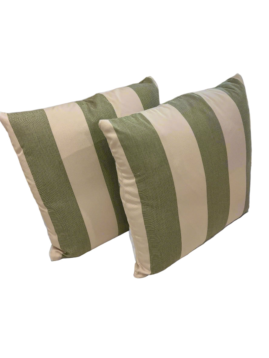Bijou Meadow 20 x 20 Outdoor Pillow
