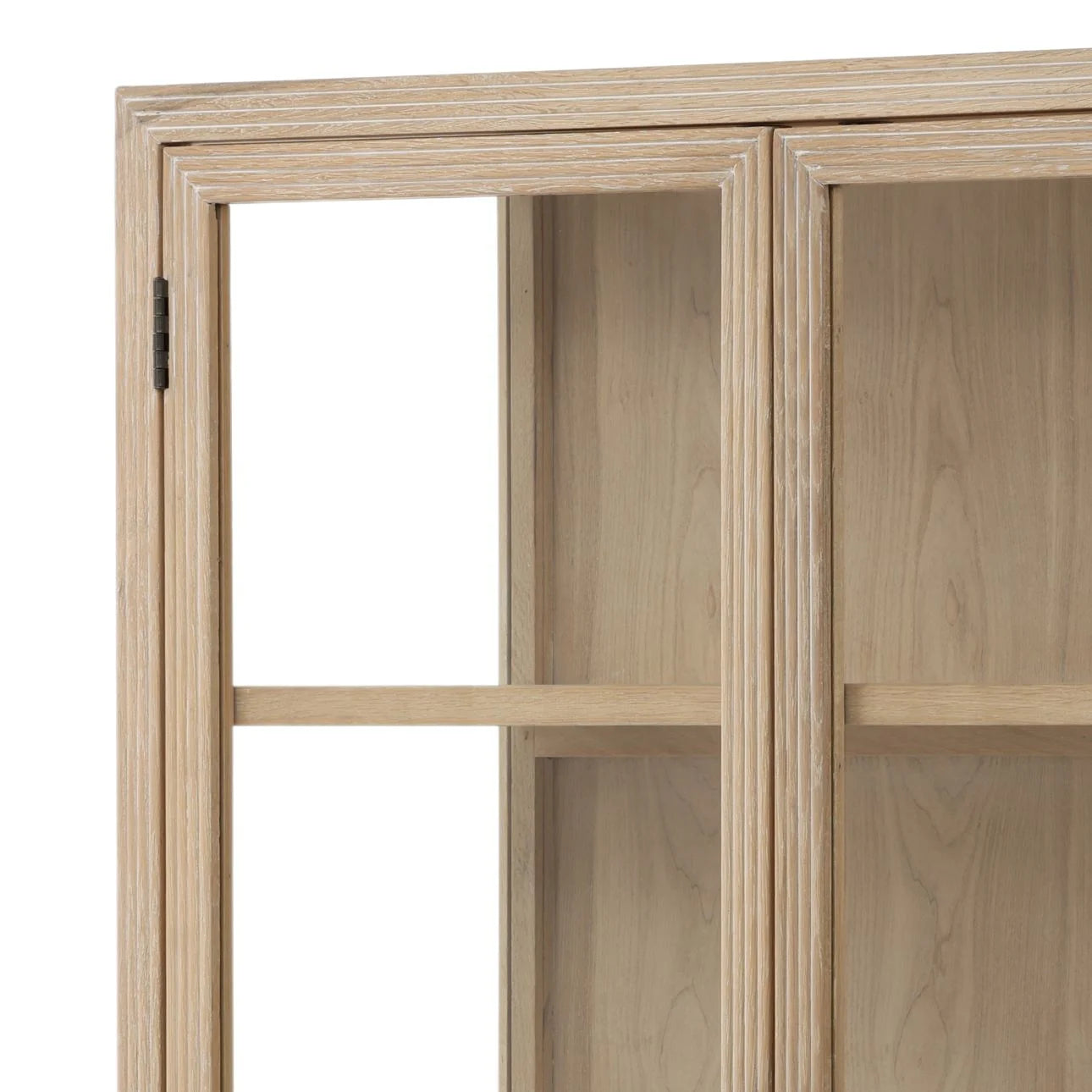 Isla Cabinet